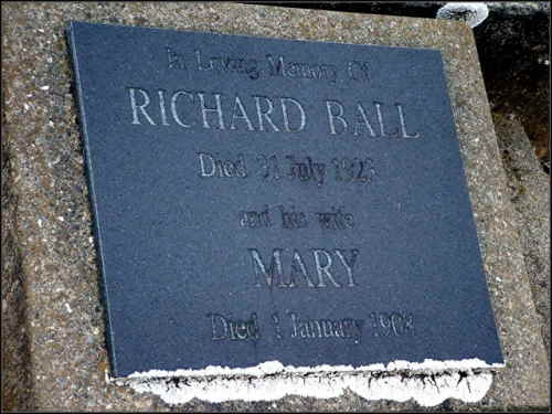 Ball. Richard and Mary. Headstone. Omaka Cemetery..jpg
